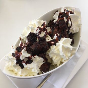 Mint. - Brownie Cup (vor Ort gegessen) - Ice Cream & Frozen Yogurt Near Me - Frankfurt, HE