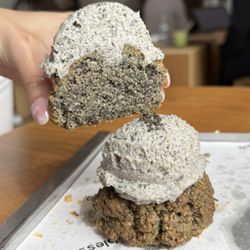 Black sesame scone