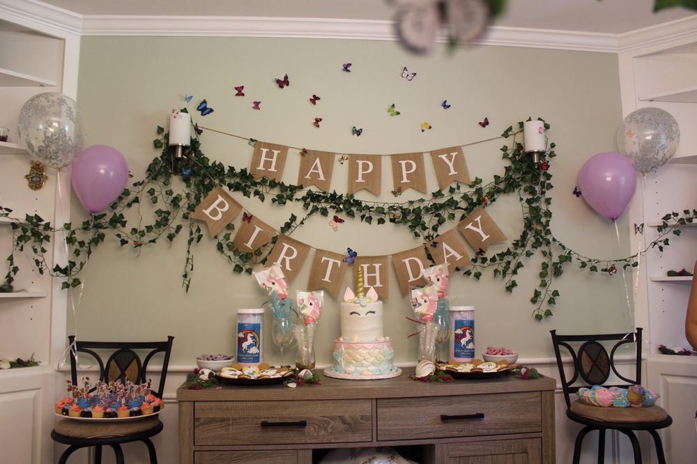 THE CAKE BOX 20 Reviews Cupcakes 10 Bay St, Westport, CT Phone