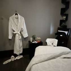 Massages In Paradise - Spa room