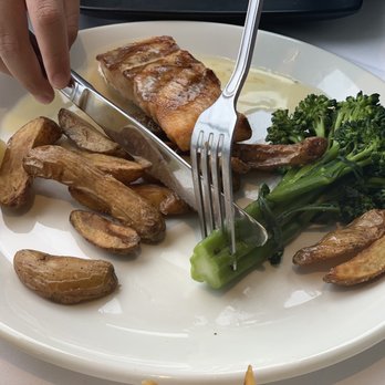 Chart House - Salmon - Seafood Near Me - Portland, Oregon Chart House - Salmon - Seafood Near Me - Portland, Oregon
