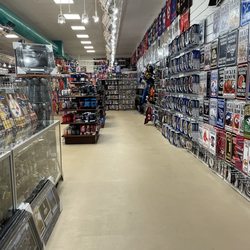 Logans Sports Collectibles