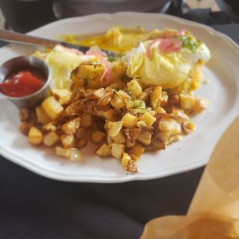 Moonshine Grill - Smoked salmon johnny cakes - Southern Near Me - Austin, Texas