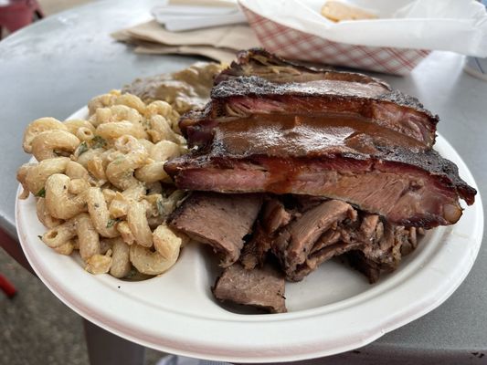 Blue Ribbon BBQ by null