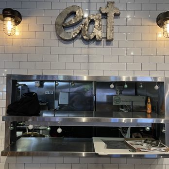 Brownstone Pancake Factory - Decor - Breakfast & Brunch Near Me - Edgewater, New Jersey