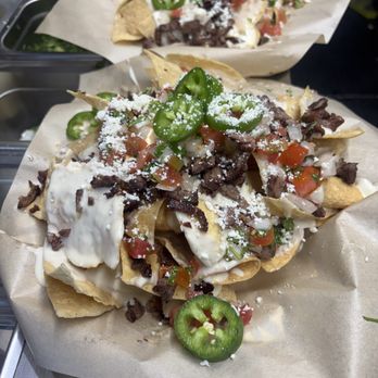 Guac N Roll - Carne Asada Nachos - Food Trucks Near Me - Prescott, Arizona Guac N Roll - Carne Asada Nachos - Food Trucks Near Me - Prescott, Arizona