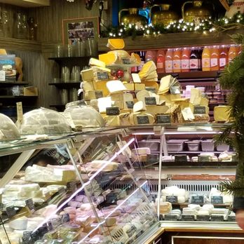 Fromagerie Quatrehomme - Cheese Shops Near Me - Paris, 75 Fromagerie Quatrehomme - Cheese Shops Near Me - Paris, 75