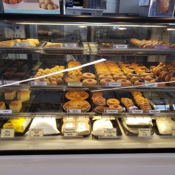 Zippy's Kailua - They sell bulk items like flour or pancake mix for a limited time - Diners Near Me - Kailua, Hawaii Zippy's Kailua - They sell bulk items like flour or pancake mix for a limited time - Diners Near Me - Kailua, Hawaii