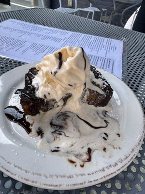 Brewer's Tap & Table by null