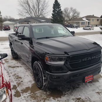 Gurnee Chrysler Jeep Dodge Ram - Car Dealers Near Me - Gurnee, Illinois