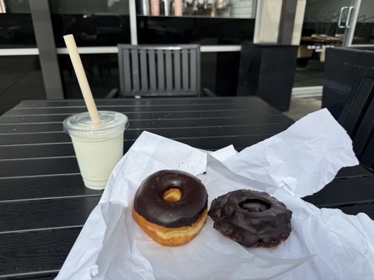 Randy's Donuts by null