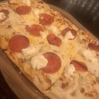 The Copper Hen - Flatbread - New American Near Me - Minneapolis, Minnesota