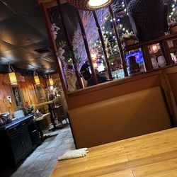 Thai Place - Inside