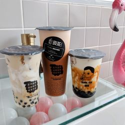 L to R: Beurre milk tea + brown sugar tapioca pearls, Thai milk tea (latte) + sago, black sugar dirty tea.
