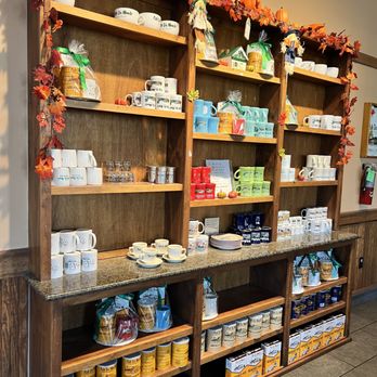 Cafe Du Monde - Coffee & Tea Near Me - Metairie, Louisiana