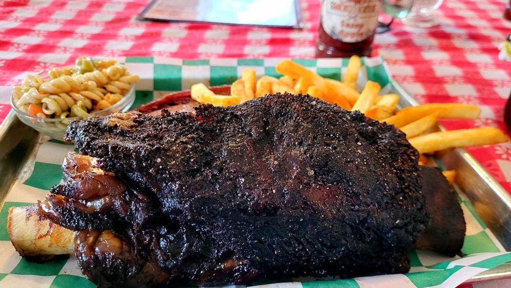 Cooter's Smokehouse Logo