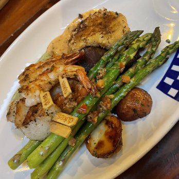 Duke's Seafood - Prawn, Scallop & Crab "Un"Cake Mixed Grill - Seafood Near Me - Seattle, Washington
