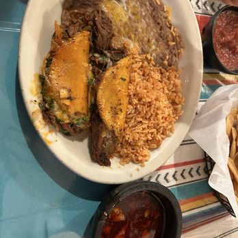 Coyote Joe's - Quest Birria tacos - Mexican Near Me - Avalon, California
