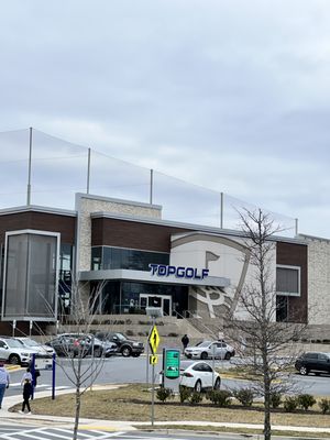 TopGolf by null