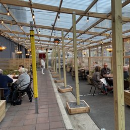 PASCAL & SABINE - Updated June 2025 - 789 Photos & 698 Reviews - 601