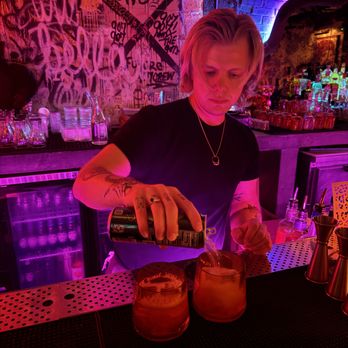 Ciao Ciao Disco - Dance Clubs Near Me - Brooklyn, New York