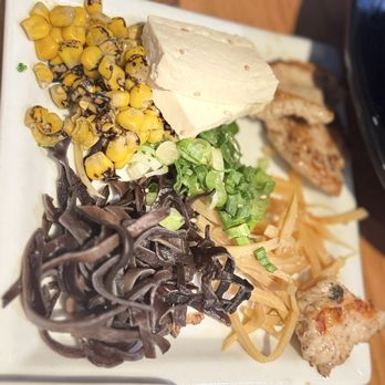 Harumama Ramen + Sushi - Encinitas - Ramen Near Me - Encinitas, California