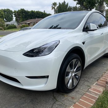Hussle Customz - Seamless Ppf and ceramic coating - Vehicle Wraps Near Me - Los Angeles, California Hussle Customz - Seamless Ppf and ceramic coating - Vehicle Wraps Near Me - Los Angeles, California