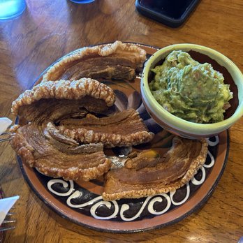 El Canario Carnitas - Chicharrones with guacamole - Mexican Near Me - Temecula, California El Canario Carnitas - Chicharrones with guacamole - Mexican Near Me - Temecula, California