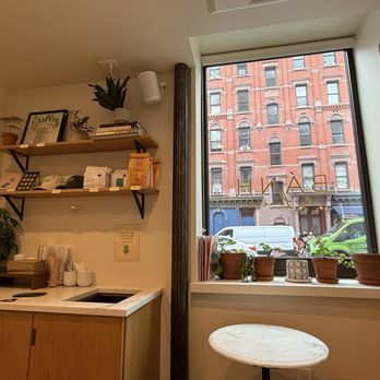 Bánh by Lauren - Bakeries Near Me - New York, New York