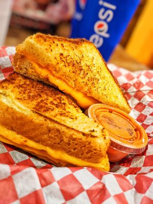 Cheesie's Pub & Grub - Lakeview by null