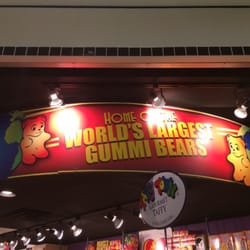Popalop's Candy Shop