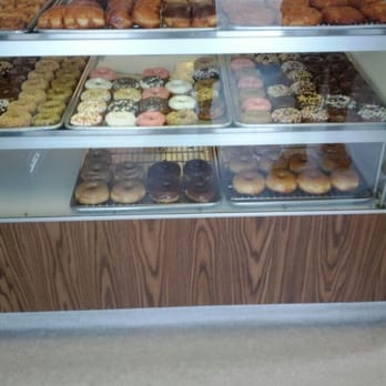 Foster's Donuts - Donuts Near Me - Bakersfield, California