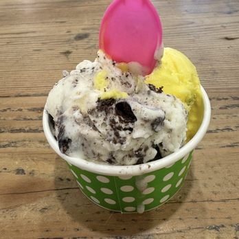 Baba Ice Cream - Saffron pistachio and cookies & cream - Ice Cream & Frozen Yogurt Near Me - Escondido, California Baba Ice Cream - Saffron pistachio and cookies & cream - Ice Cream & Frozen Yogurt Near Me - Escondido, California