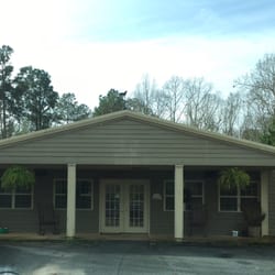 Beechwood Trails Pet Lodge - Front of the lodge