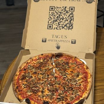 PIE TRAP PIZZA - Updated November 2024 - 373 Photos & 377 Reviews - 720