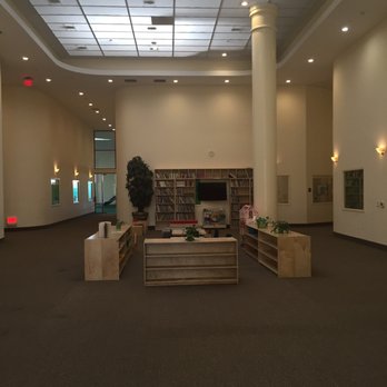 Milestones Montessori - Atrium/ library - Montessori Schools Near Me - Irvine, California Milestones Montessori - Atrium/ library - Montessori Schools Near Me - Irvine, California