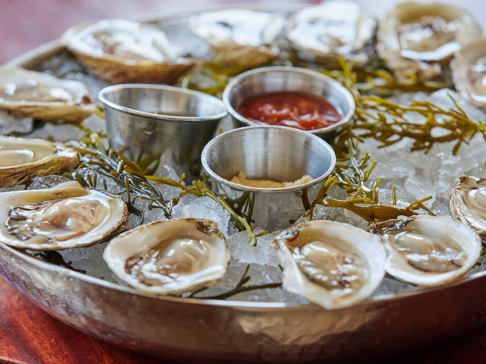 1606 Restaurant & Oyster Bar Image