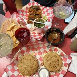 El Rey Food Mart - Gordita's and barria