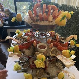 Seafood tower