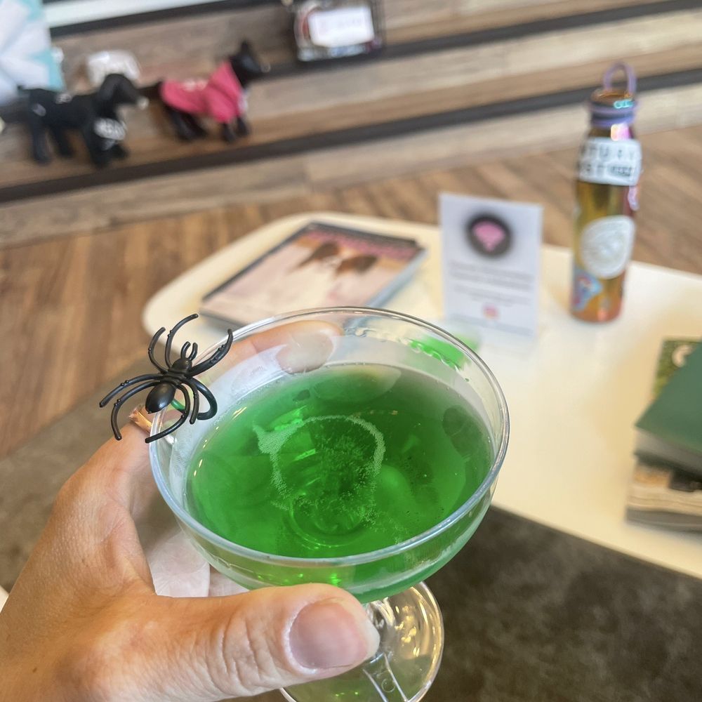 Bitches N Bubbles - Halloween Champagne! They knew how to take care of my baby just the best! - Pet Groomers Near Me - Long Beach, California Bitches N Bubbles - Halloween Champagne! They knew how to take care of my baby just the best! - Pet Groomers Near Me - Long Beach, California