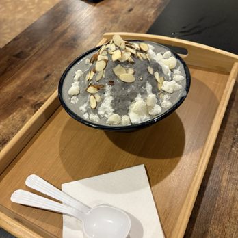 Java & Mug Cafe - Coffee & Tea Near Me - Chicago, Illinois