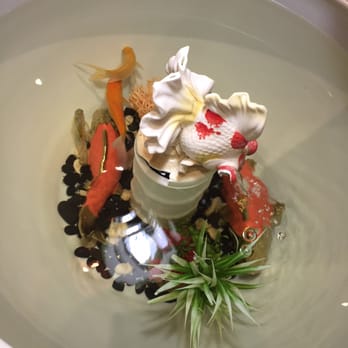 Les Pâtes Vivantes - The gold fish bowl. - Chinese Near Me - Paris, 75