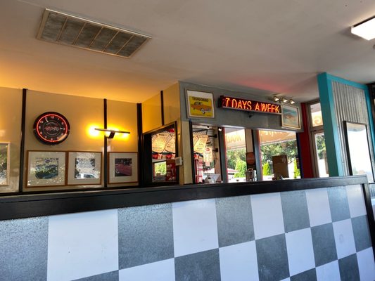 MIKIE’S - Updated November 2024 - 139 Photos & 298 Reviews - 4532 ...