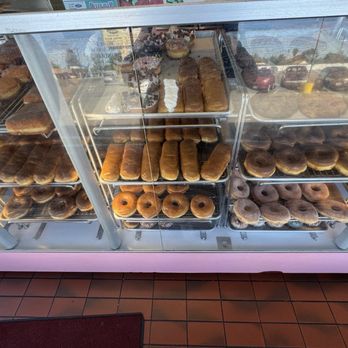 Donut Star - donuts - Donuts Near Me - Sacramento, California Donut Star - donuts - Donuts Near Me - Sacramento, California