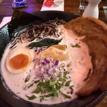 Tsuruya - Deluxe Tonkotsu (black garlic oil and chili paste on the side) - Ramen Near Me - Berkeley, California