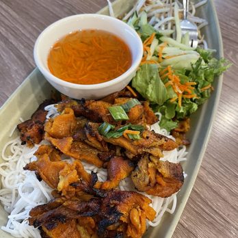 Bone & Broth - Vietnamese Near Me - Ontario, California