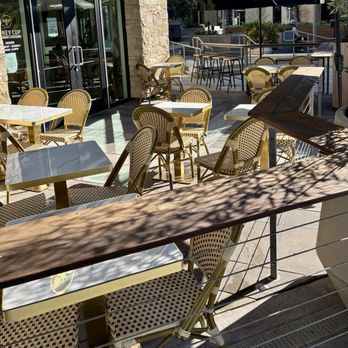 Honey Cup - Outdoor seating - Sandwiches Near Me - Thousand Oaks, California