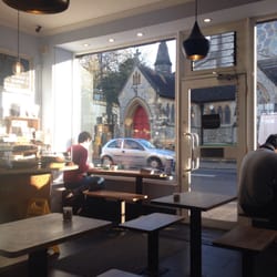 Fee & Brown - Great coffee and breakfast!