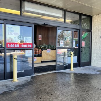 H Mart - Entrance - International Grocery Near Me - Aurora, Colorado H Mart - Entrance - International Grocery Near Me - Aurora, Colorado