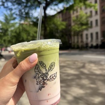Cafe Ambrosia - Strawberry matcha - Coffee & Tea Near Me - New York, New York Cafe Ambrosia - Strawberry matcha - Coffee & Tea Near Me - New York, New York